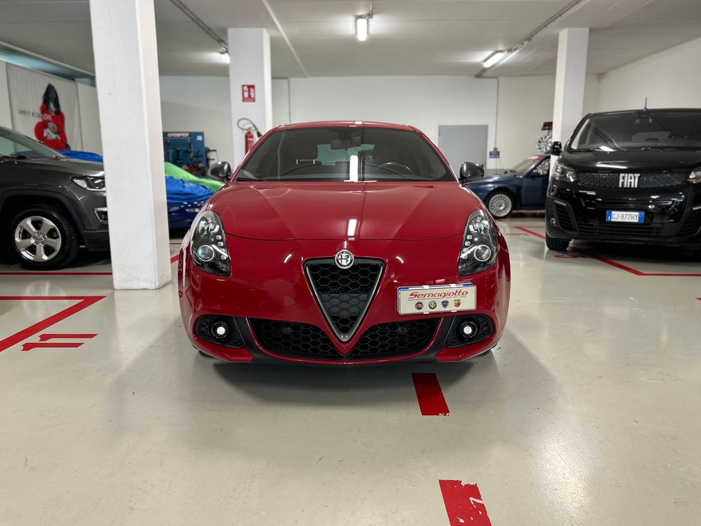 Alfa Romeo Giulietta 1.6 jtdm 120cv DISTINCTIVE CERCHI 17″ PINZE ROSSE
