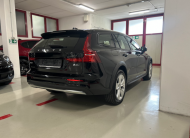 Volvo V60 Cross Country 2.0 b4 awd Core PACK CLIMATE PARK ASSIST