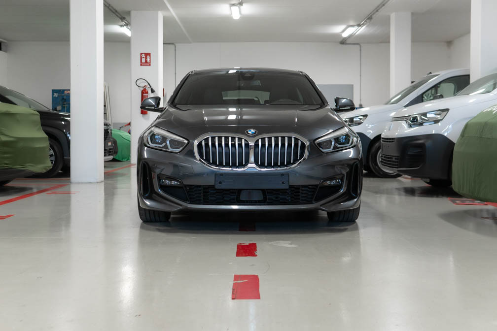 BMW 116d M Sport auto | Navi | Led | Km tagliandati
