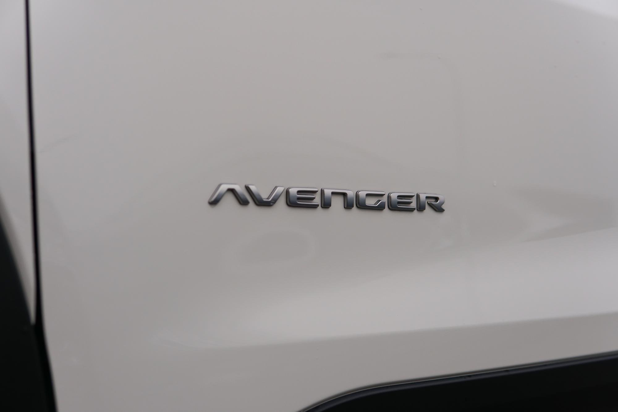 Jeep Avenger 1.2 turbo Altitude fwd 100cv BIANCO SNOW