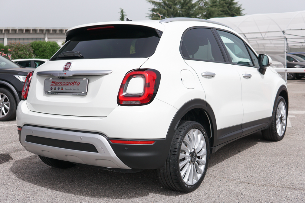 Fiat 500X 1.6 mjt Cross 4×2 120cv auto | Navigatore | Bianco Gelato