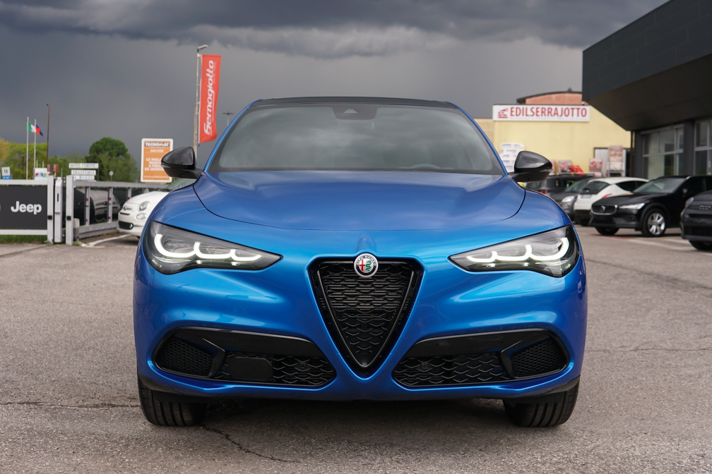 Alfa Romeo Stelvio 2.0 t Veloce Q4 280cv auto MY24 | Tetto | Cerchi 21″ | Blu Misano