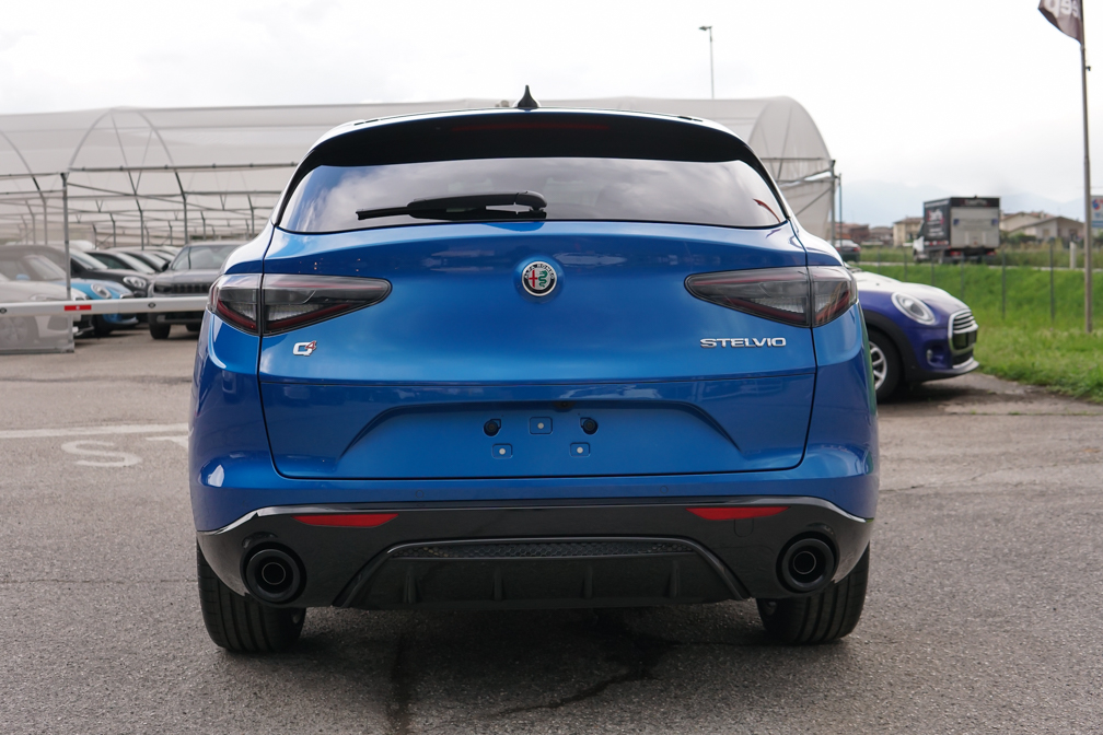 Alfa Romeo Stelvio 2.0 t Veloce Q4 280cv auto MY24 | Tetto | Cerchi 21″ | Blu Misano