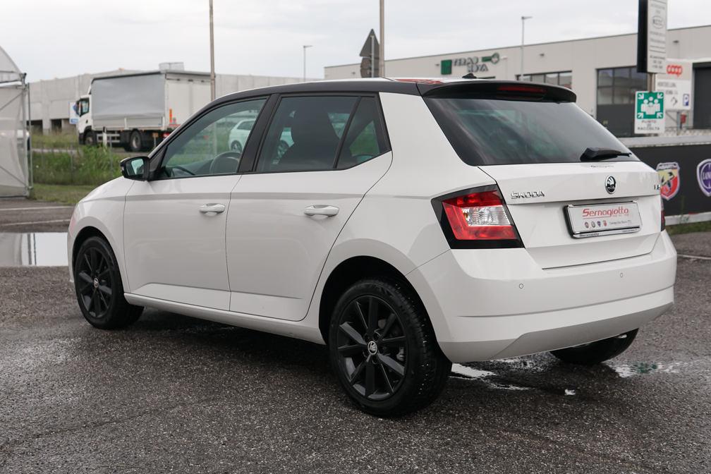 Skoda Fabia 1.4 tdi 90cv s&s Twin Color Design Edition Nero