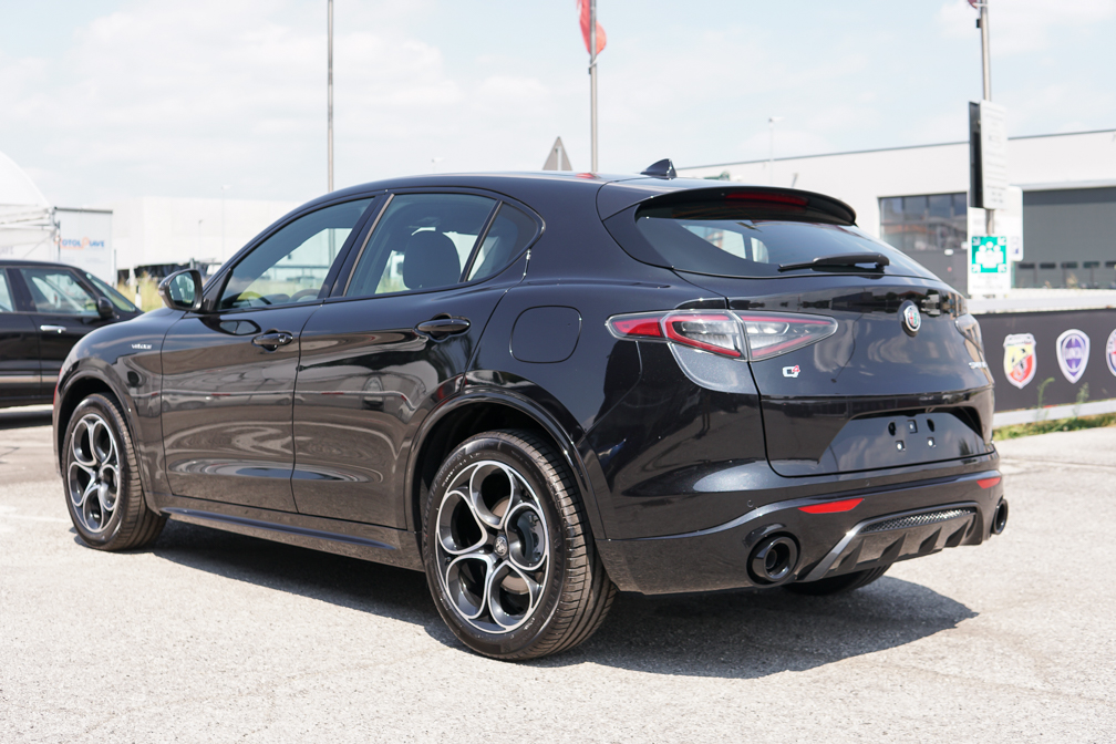 Alfa Romeo Stelvio 2.0 280cv Veloce Q4 | Full-LED | ACC | PORTELLONE HANDS FREE