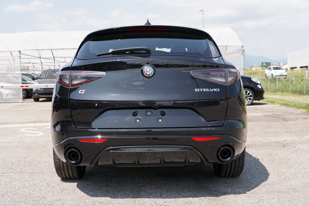 Alfa Romeo Stelvio 2.0 280cv Veloce Q4 | Full-LED | ACC | PORTELLONE HANDS FREE