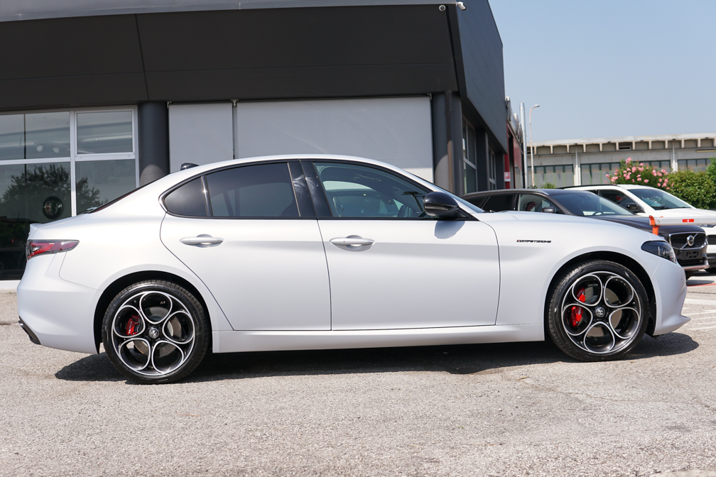 Alfa Romeo Giulia 280cv Competizione Q4 PACK DRIVER ASSISTANCE PLUS | TETTO