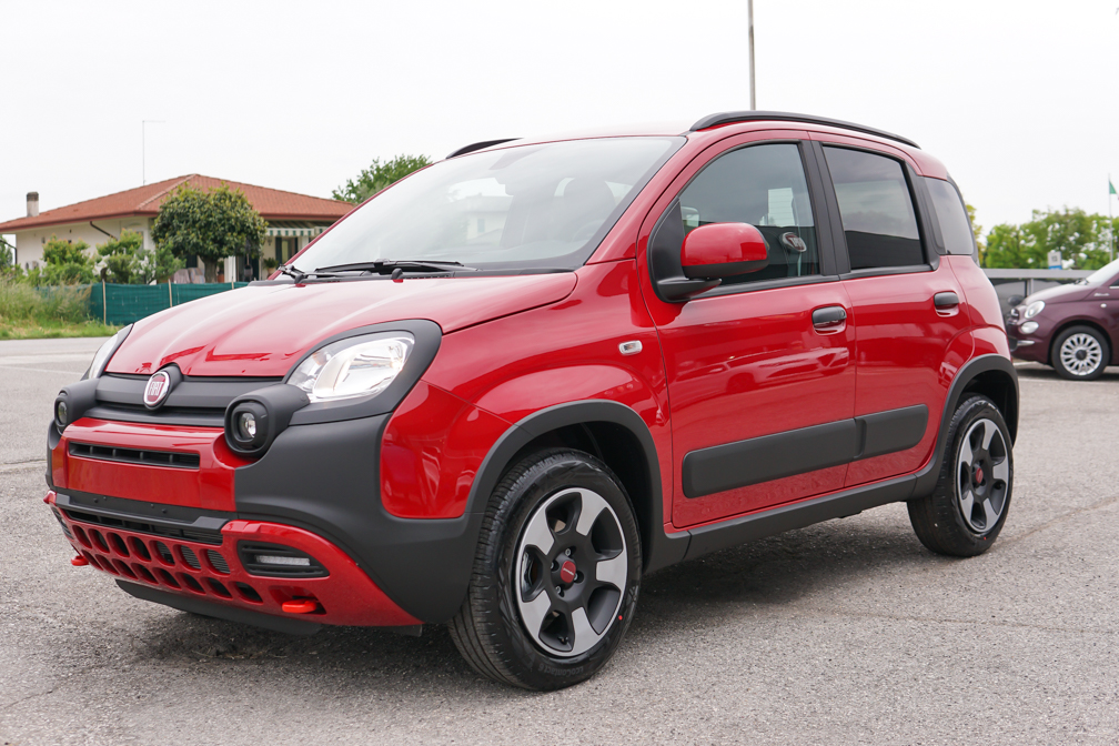 Fiat Panda 1.0 69cv firefly hybrid Cross 5 Posti | NEOPAT | Rosso Passione