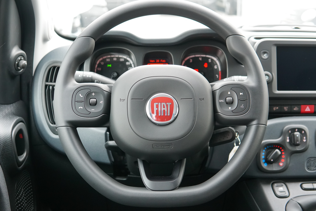 Fiat Panda 1.0 69cv firefly hybrid Cross 5 Posti | NEOPAT | Rosso Passione