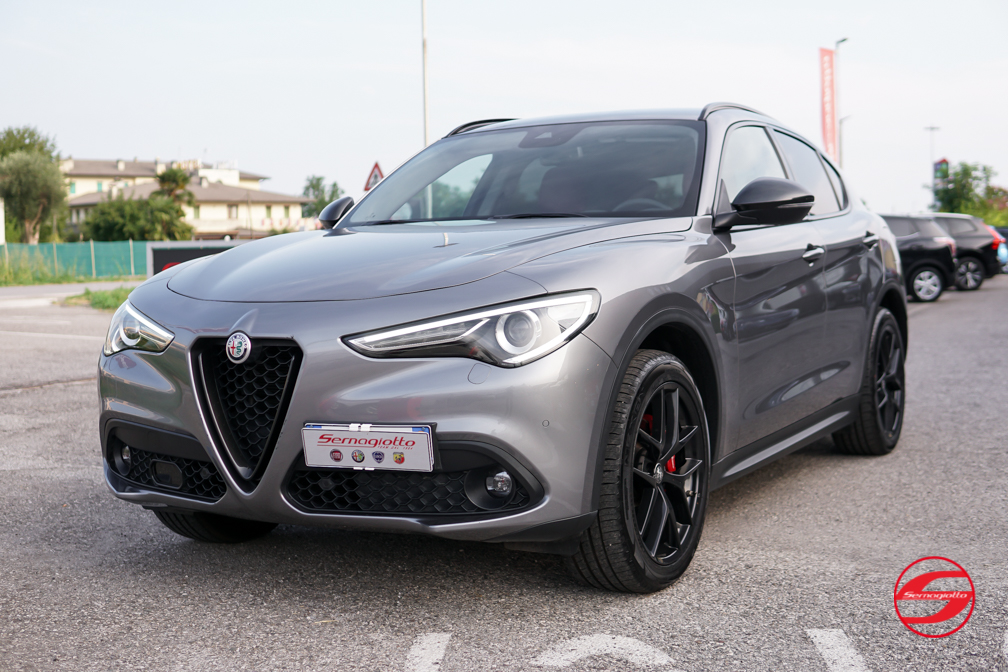 Alfa Romeo Stelvio 2.2 t 190cv B-Tech Q4 | Pelle Rossa | Cruise adatt