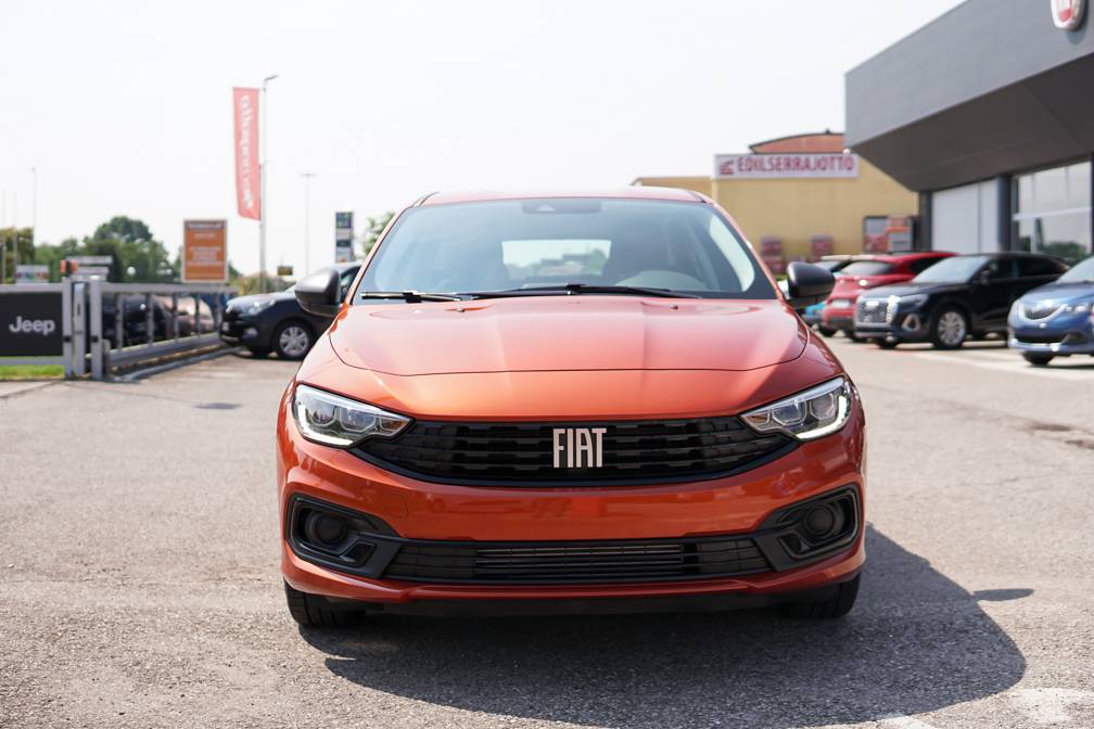 Fiat Tipo SW 1.6 mjt 130cv PAPRIKA ORANGE | CRUISE | CONVERTIBILE N1