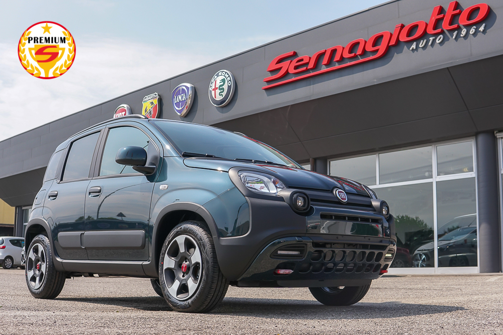 Fiat Panda 1.0 69cv firefly hybrid Cross 5 Posti | NEOPAT | Verde Foresta