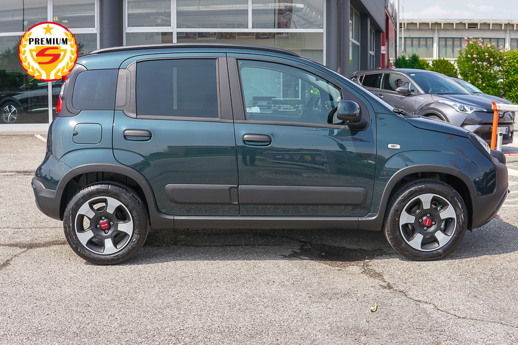 Fiat Panda 1.0 69cv firefly hybrid Cross 5 Posti | NEOPAT | Verde Foresta