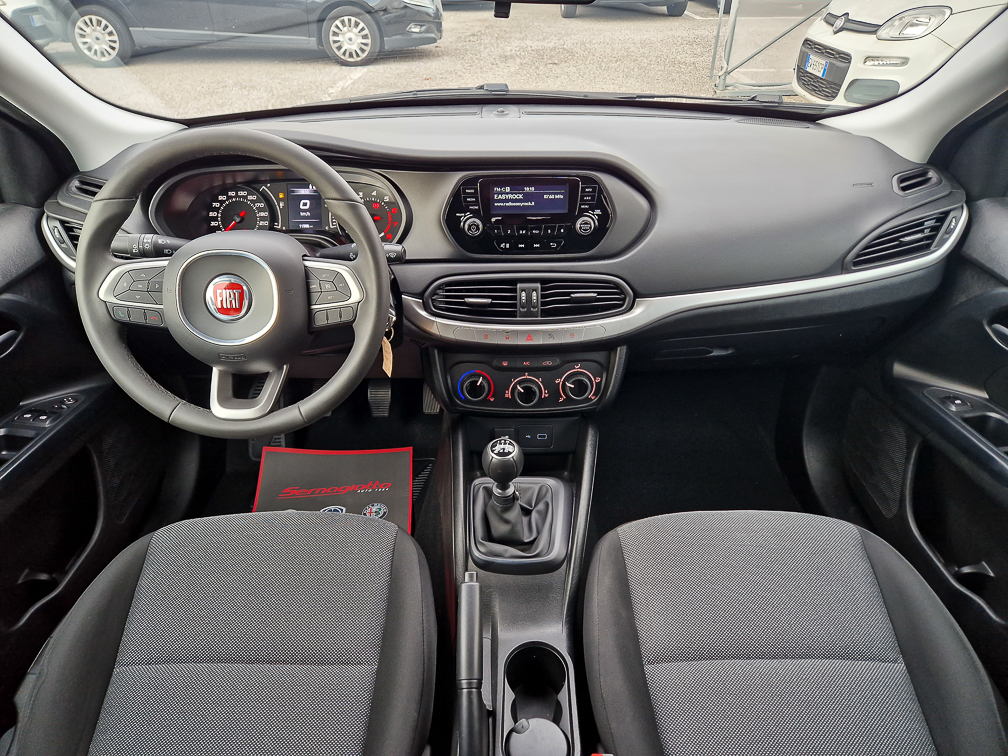 Fiat Tipo 5p 1.4 95cv Street | VETRI OSCURATI | CRUISE | BLUETOOTH