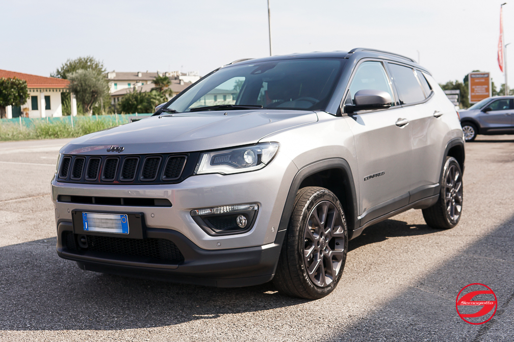 Jeep Compass 2.0 140cv mjt S 4wd auto | Gancio traino | Beats