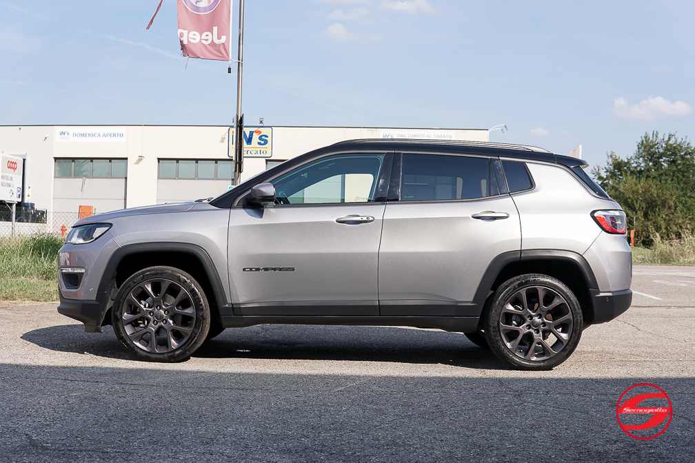 Jeep Compass 2.0 140cv mjt S 4wd auto | Gancio traino | Beats