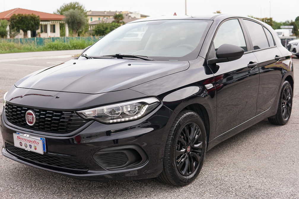 Fiat Tipo 5p 1.4 95cv Street | VETRI OSCURATI | CRUISE | BLUETOOTH